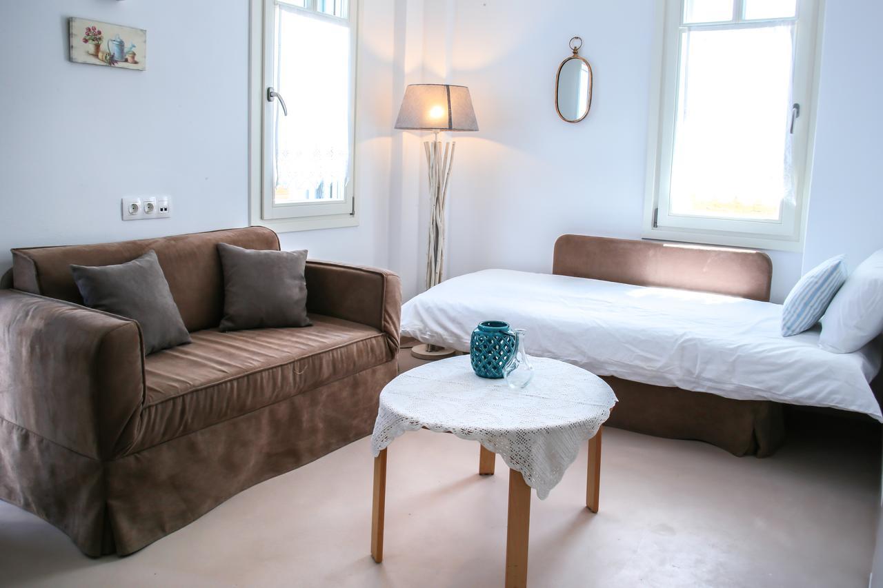 Anemomiloi Andros Hotel ภายนอก รูปภาพ