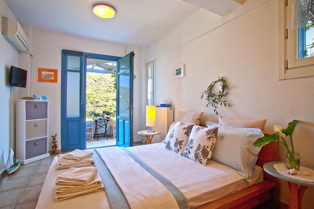 Anemomiloi Andros Hotel ภายนอก รูปภาพ